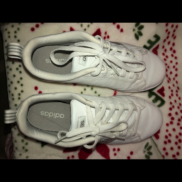 Adidas Shoes - Picture 6 of 11